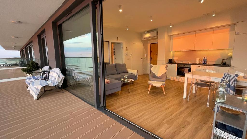 Apartament Morski Widok Nautic Park 51 Darłówko Eksteriør billede